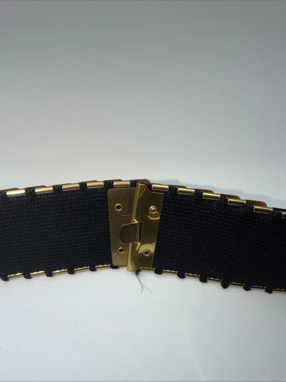 Womens Gold Metal Scale Spandex Layered Vintage Styled Belt Size M-L Stretchy